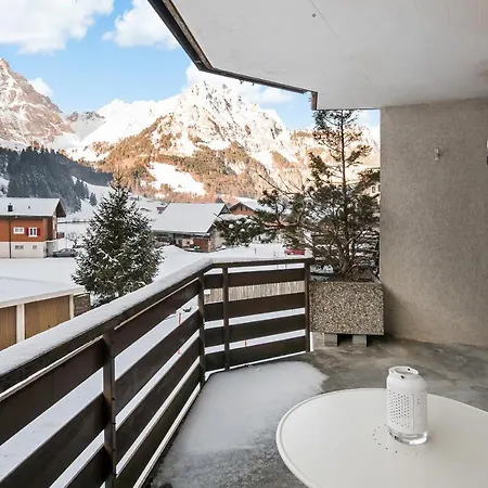 Apartment Next To Titlis Station Engelberg Exterior foto